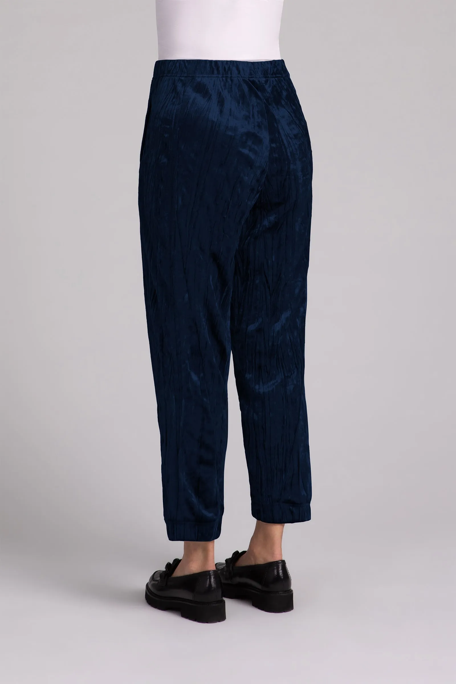 Crinkle Velvet Half Cuff Jogger Pant | Navy