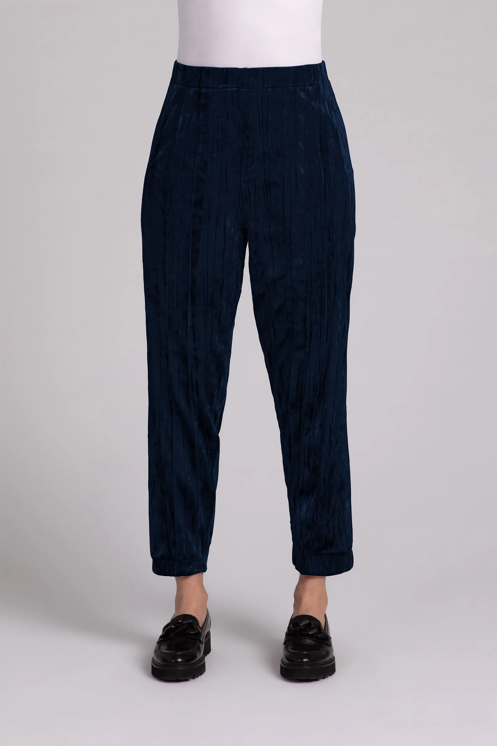 Crinkle Velvet Half Cuff Jogger Pant | Navy