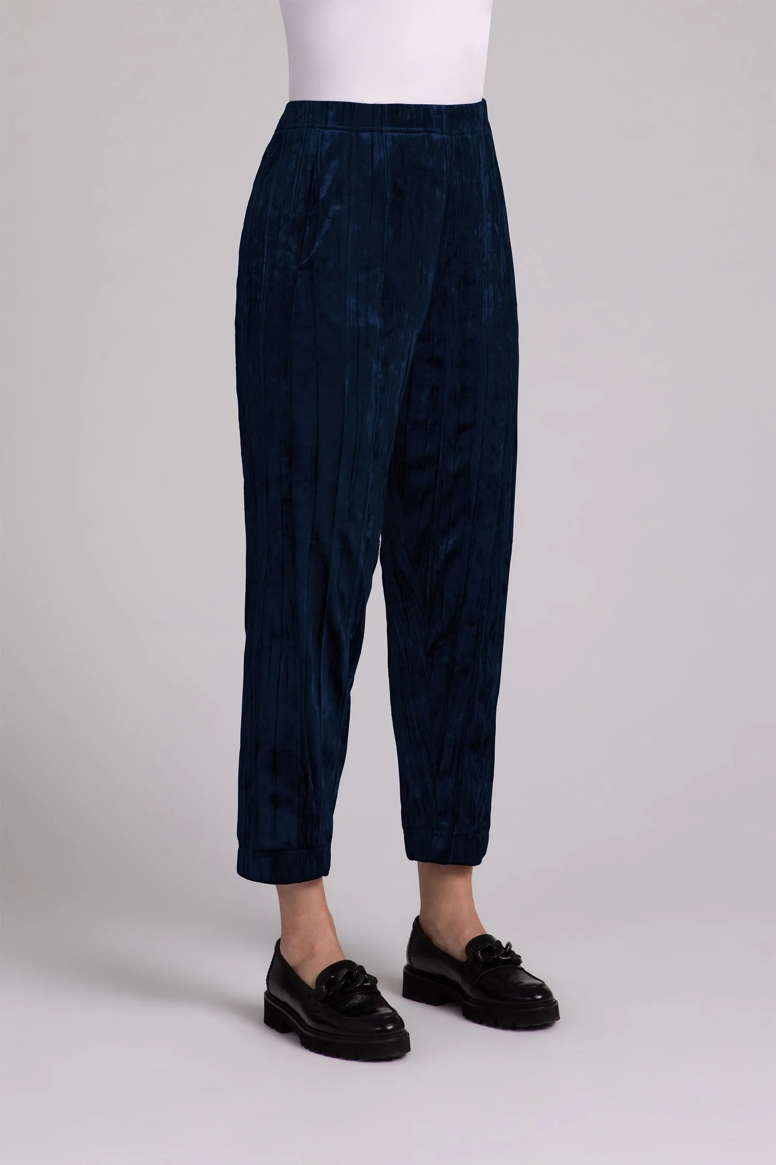 Crinkle Velvet Half Cuff Jogger Pant | Navy