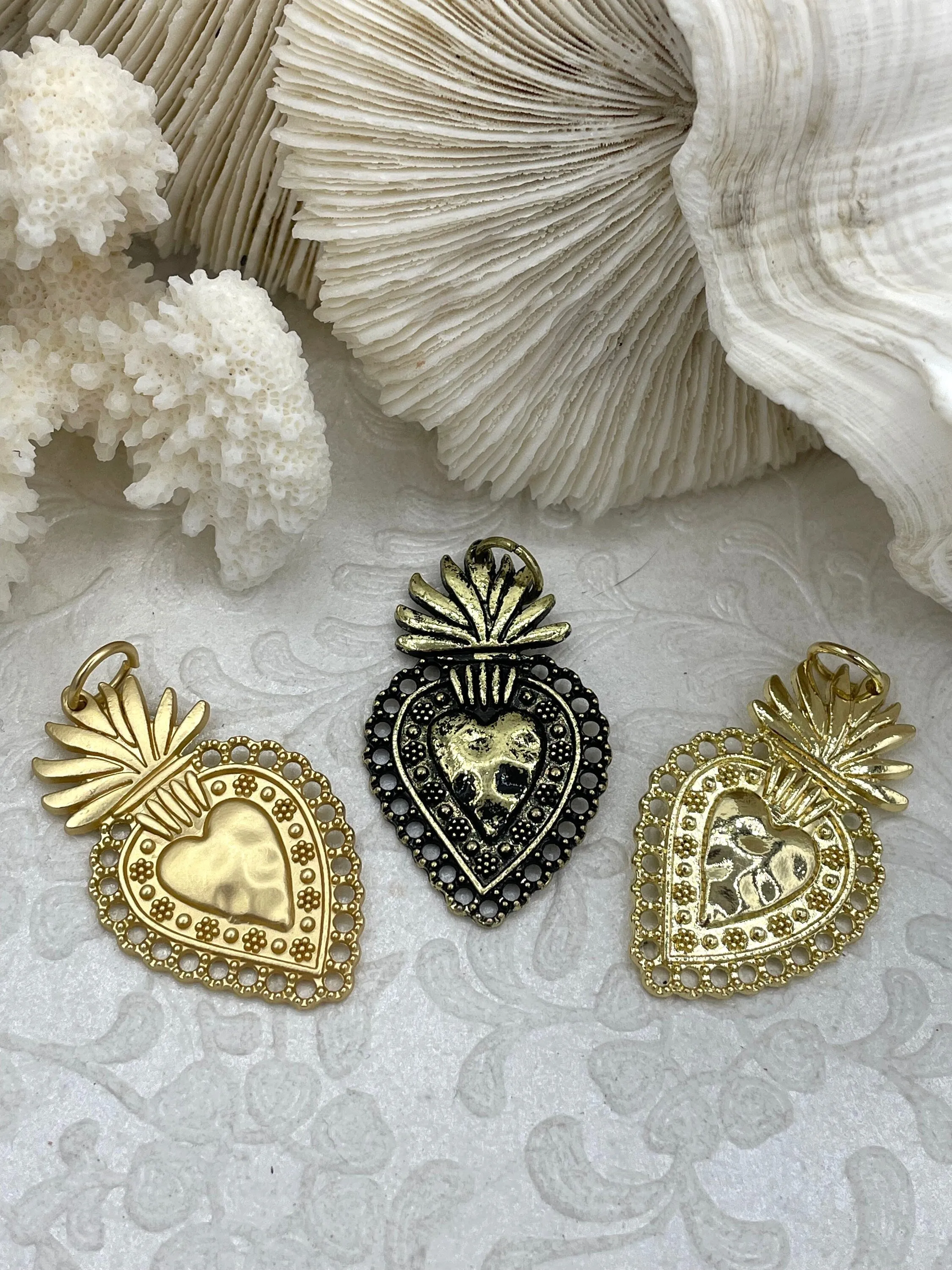 Sacred Heart Pendant, Sacred Heart Charm, Love Charm, Religious Charm 7 finishes, 40mm x 24mm, 2mm thick, Plated Zinc Alloy Heart, Fast Ship